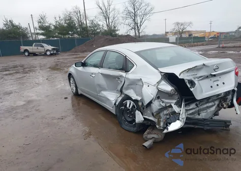 2016 Nissan Altima 2.5 S z USA, uszkodzony, nr VIN 1N4AL3AP8GN330965